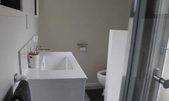 Coromandel Cabin | Tranquil Creekside Cabin