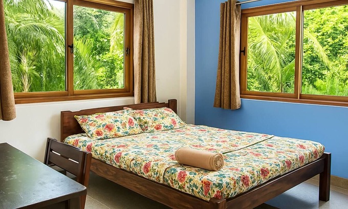 Bainguinim Bed & Breakfast | Tranquil Goan Escape - AC Room in a Villa with Shared bathroom