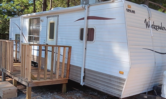 Palestine RV Rental | Travel Trailer with Wi-Fi @ Fabulous Bok Vegas Interactive Petting Zoo and Farm