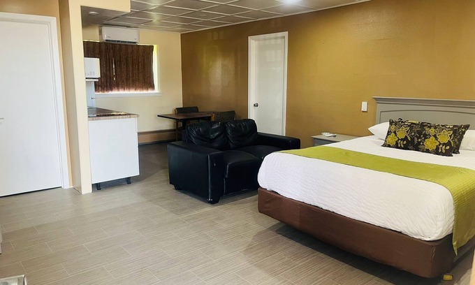 Moose Jaw Hotel | Travelodge by Wyndham Moose Jaw