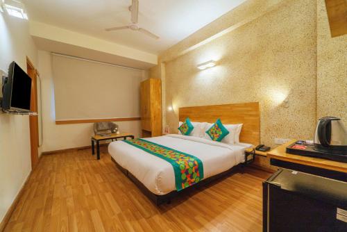 Greater Kailash Hotel | Treebo Ace Luxe