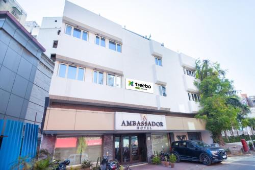 Ahmedabad City Centre Hotel | Treebo Ambassador