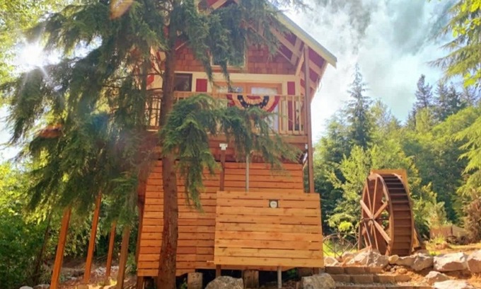 Snohomish Cabin | Treehouse Place at Deer Ridge Ole Mill