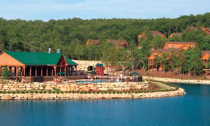 Branson West Condo | Treetop Escape- NO stairs. Right by Silver Dollar City
