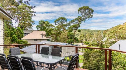 Hardys Bay House | 'Treetops On The Bay - Water Views' by HolidayCo