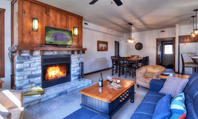 Tremblant-Les-Eaux Ski Chalet | Tremblant-Les-Eaux C1