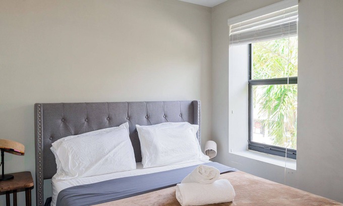 East Little Havana Apartment | Trendy Brickell 2bd/2bth Free Parking Apt 7