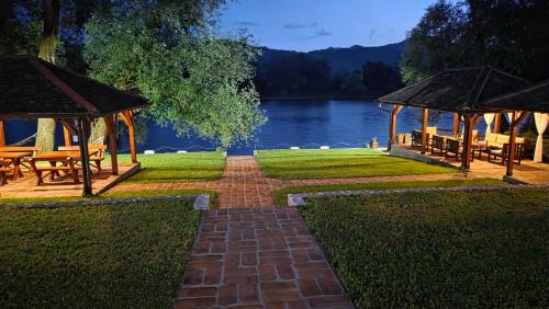 Ljubovija Apartment | Tri vrbe