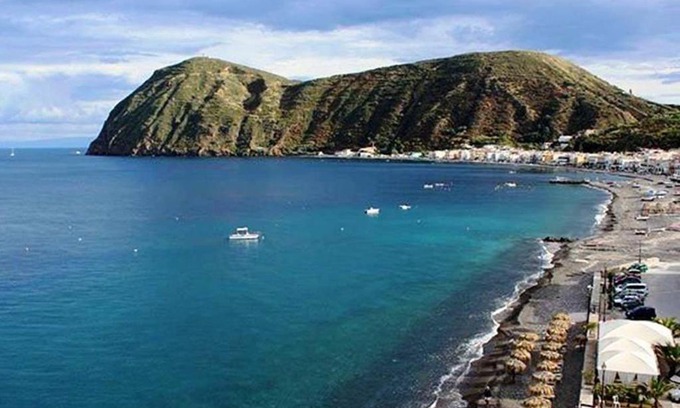 Canneto Apartment | Trilocale 5 posti letto a pochi passi dal mare