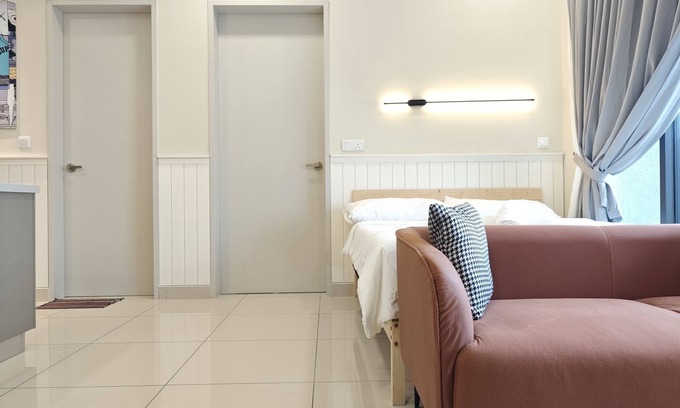 Kuala Lumpur Apartment | TRION The 107 Family Suite Pool & KL city view