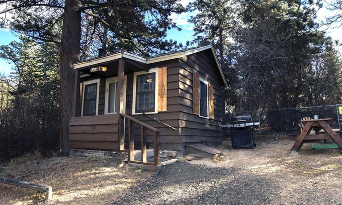 Estes Park House | Triple R Cottages- 7 cabin