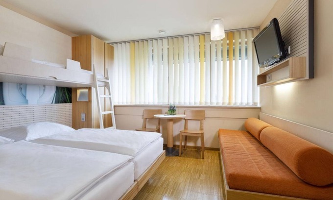 Fresach House | Triple room - JUFA Hotel Bleiburg/Pliberk*