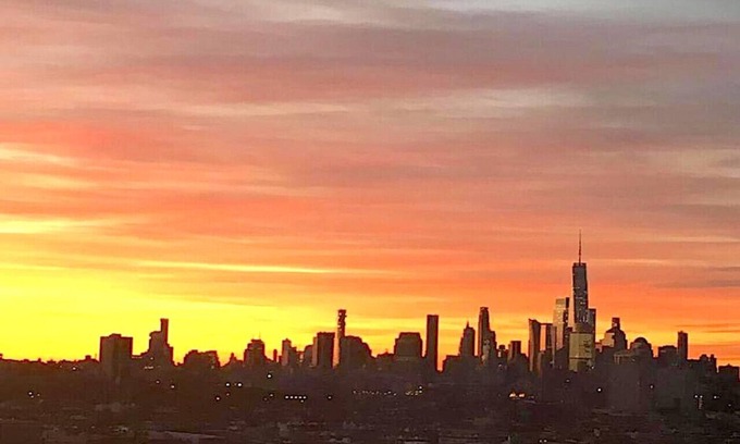 Union City Apartment | Triple See NY Now - Sleeps 41 -15 Mins to NYC