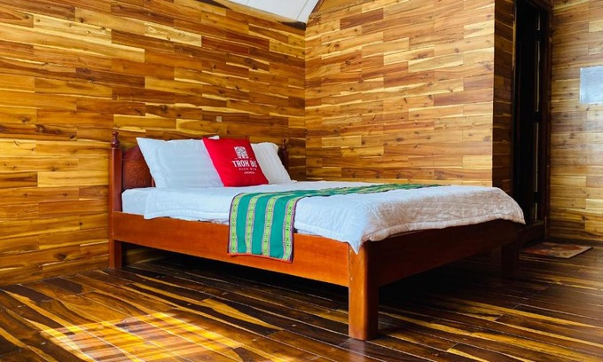 Buon Don Hotel | Troh Bư's Bungalows