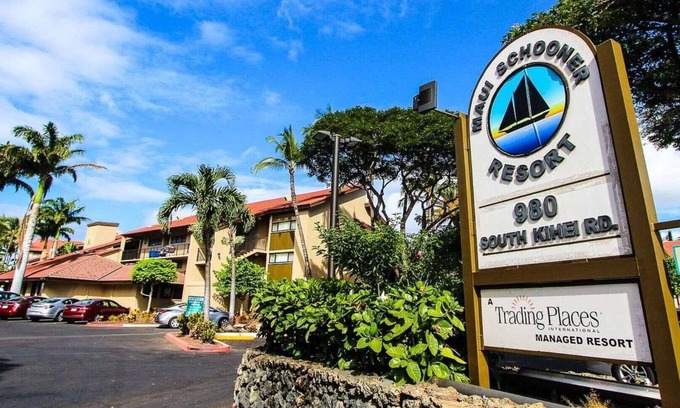 Kihei Resort | Tropical 1BR Suite – Maui Schooner Resort, Steps to Beach