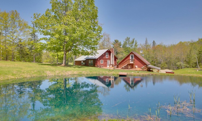 Freedom Cabin | Trout Ponds & Sauna: Unique Log Cabin in Freedom