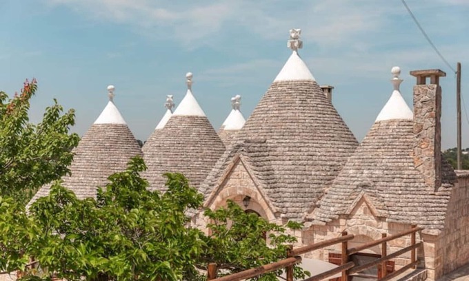 Ostuni Cottage | Trulli cottage with swimming pool Valle d'Itria