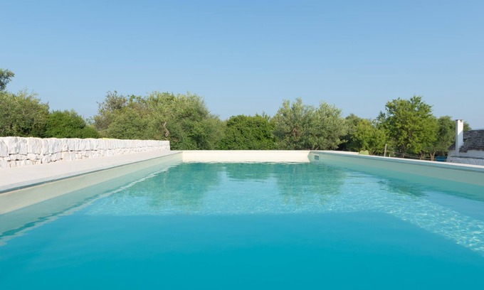 Old Town Cisternino Cottage | Trullo Antico Pool - Cisternino