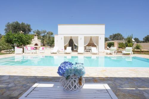 San Michele Salentino House | trullo lantane