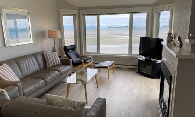 Regional District of Nanaimo Condo | TRULY BEACHFRONT - 180 Degree Panoramic View of the Beach