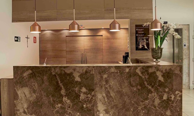 Centro Hotel | TRYP by Wyndham Varginha Cafe Royal