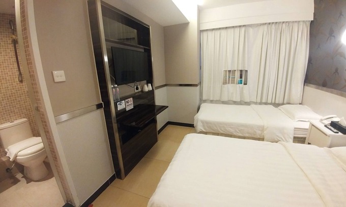 Kwun Chung Apartment | Tsim Sha Tsui, 2mins to Jordan Station,HarbourCity, Temple