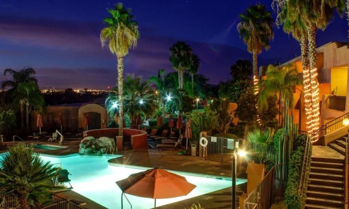 Oracle Foothills Estates Hotel | Tucson's Serene Oasis with complimentary breakfast