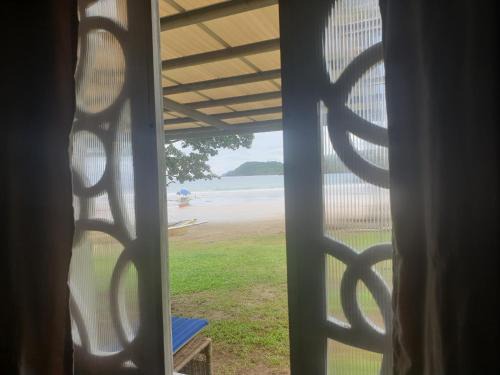 Puerto Princesa House | Tupi's Beachfront Home 2BR