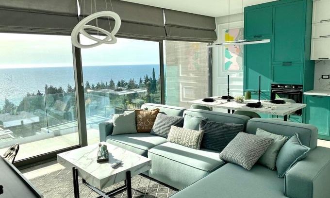 Dhermi Apartment | Turquoise Aarohi Apartment by DAMM's Villas