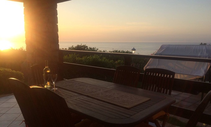 Trinita d'Agultu Villa | turquoise villa on the sea