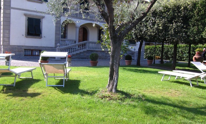 Montopoli in Val d'Arno Villa | Tuscany Heart, between Pisa/Florence/Lucca. Free wi-fi and parking.