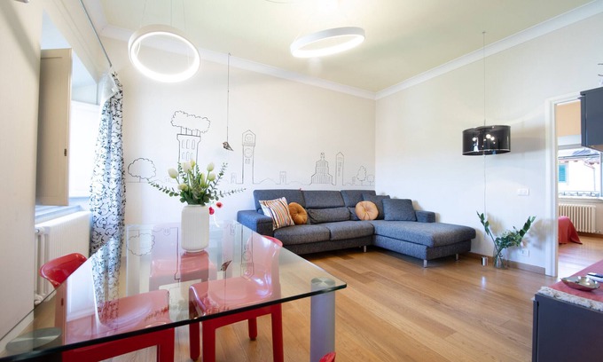 Lucca Historical Center Apartment | Tweet in Town by Abita