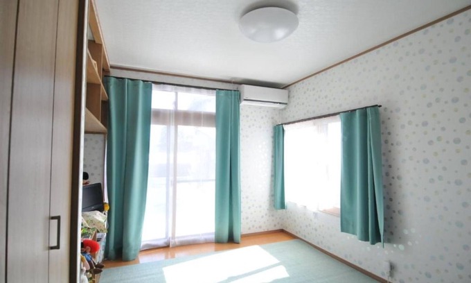 Asahi-machi House | Twin room with futon shared bathroom plan with br/Nishimurayama-gun Yamagata