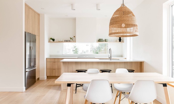 Tofino House | Twinfin Tofino - Modern home with Hot Tub