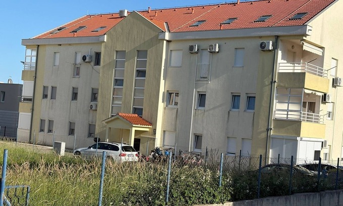 Kastel Stafilic Apartment | Two bedroom apartment with balcony Kaštel Štafilić, Kaštela (A-24501-a)