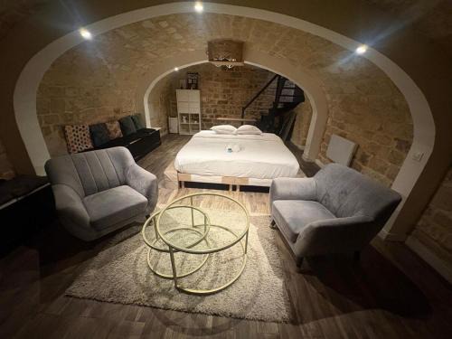 Batignolles Apartment | Two Floor Apartment with Home Theatre Room