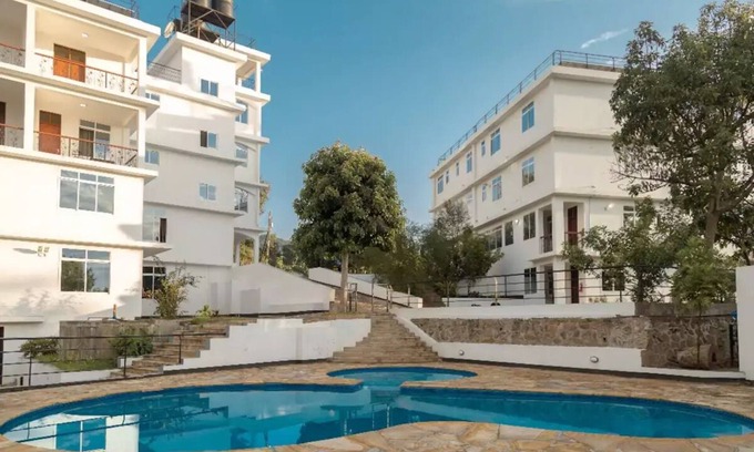 Arusha Cabin | Two Mountains Lodge Block B3