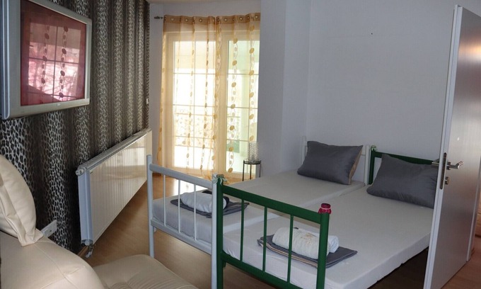 Visoko Apartment | Two separate double rooms Uma with shared bathroom
