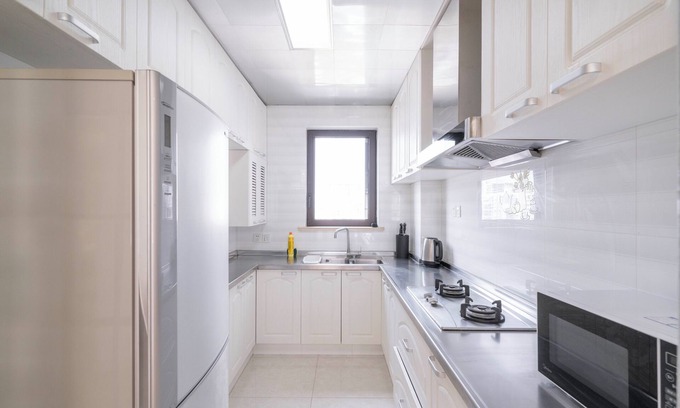 Xuhui Bed & Breakfast | Tyms 2BR APT Xujiahui Dacheng Residence