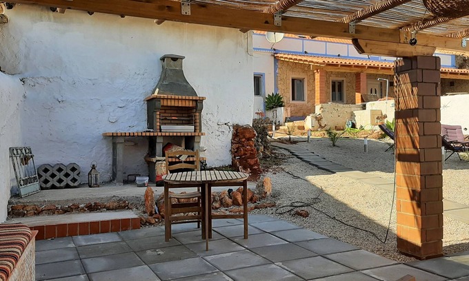 Loule House | Typical Algarvian villa