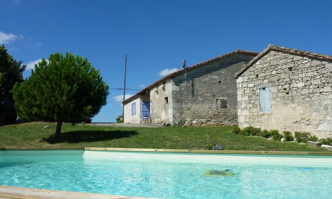 Perville Cottage | Typical bas quercy fermette