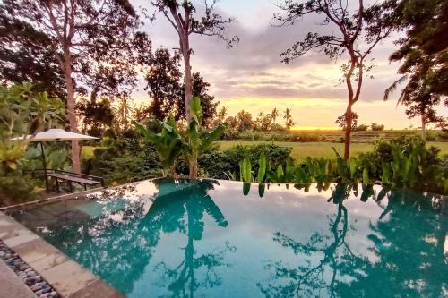 Singapadu Tengah Villa | Ubud 3-bedrooms with sunset view