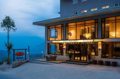 Pelling Hotel | Udaan Hotel Pine Crest