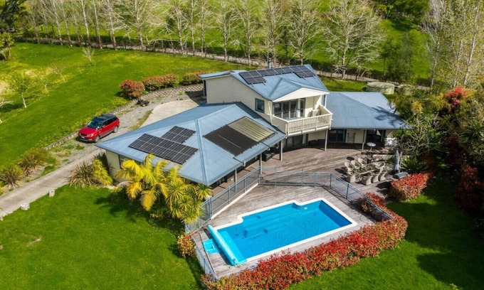 Dairy Flat House | Ultimate 5-Bedroom Rural Poolside Oasis | Auckland