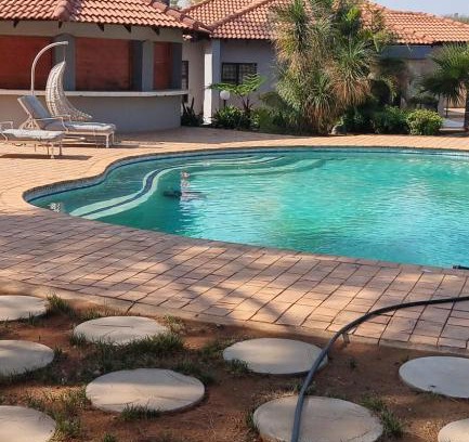 Montana Apartment | Ultimate Sky