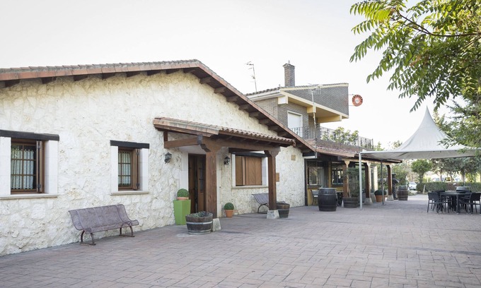 Duenas Hotel | Un lugar en La Vecilla