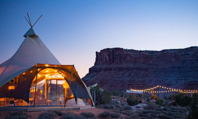 Moab Cabin | Under Canvas Moab