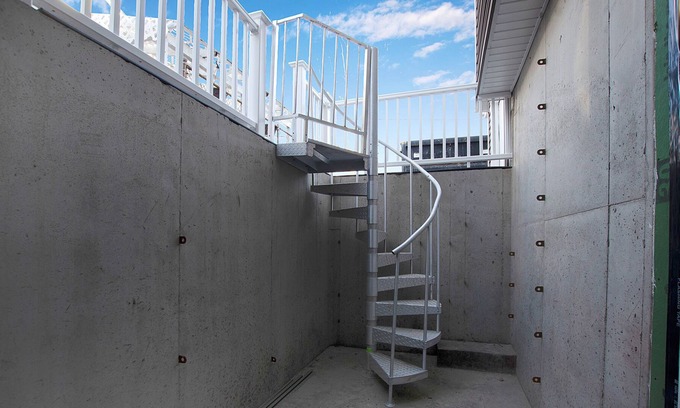 Buffalo Apartment | Unique 1 bedroom in Larkinville!