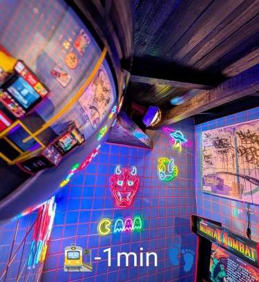 Fujiyoshida House | Unique City Pop Retreat 5 star Location, Game Room