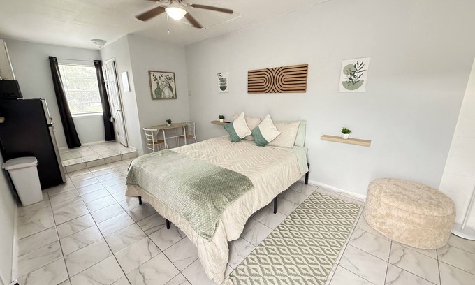 Buena Ventura Lakes Apartment | Unique Studio Minutes From Disney & Universal